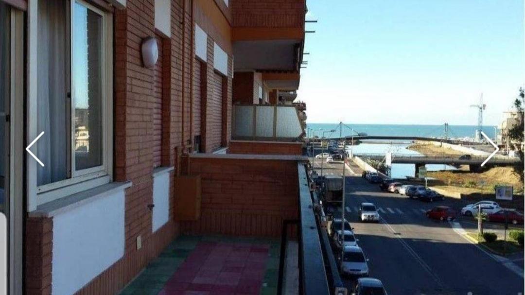 Appartamento Vista Mare Ladispoli Exterior photo